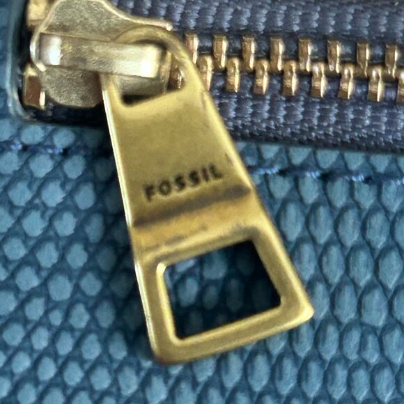 FOSSIL Mini Tab Card Wallet Wristlet Faded Indigo - Accordion Style Wallet - EUC - Picture 5 of 6